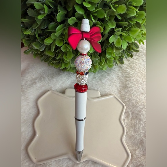 Handmade Red and White Beaded Decorative Pens with Bows - Picture 3 of 4